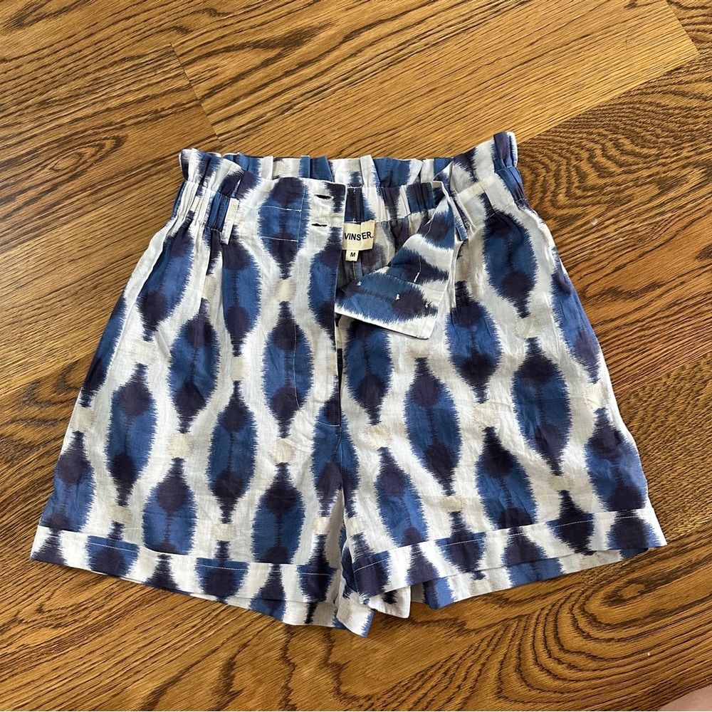 V De Vinster women’s shorts size medium NWOT